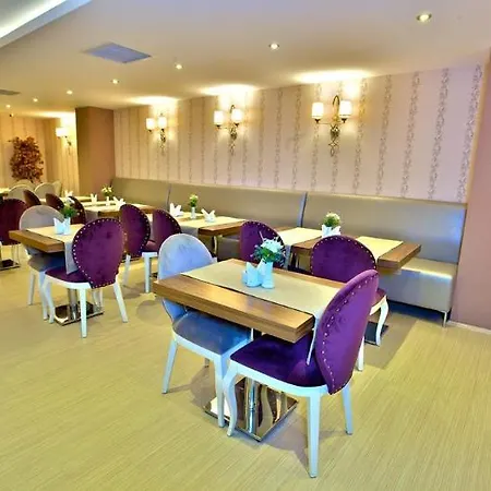 Emin Hotel 3*